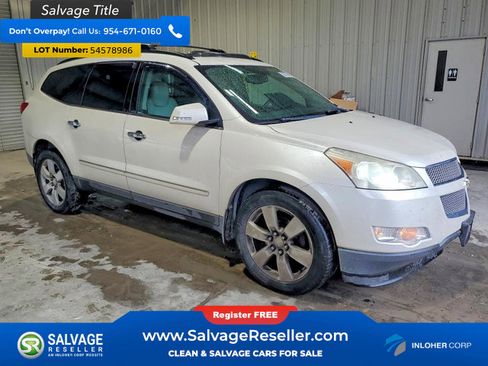 Used 2011 Chevrolet Traverse LTZ AWD/4WD image 5