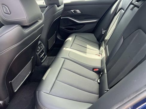 Used 2023 BMW 330i xDrive Sedan w/ Premium Package AWD/4WD image 11