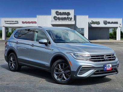 Used 2022 Volkswagen Tiguan SE