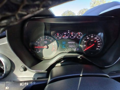 Used 2018 Chevrolet Camaro SS image 16