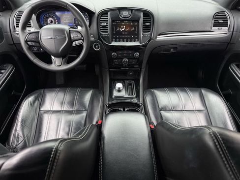 Used 2023 Chrysler 300 S image 10