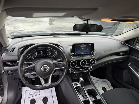 Used 2023 Nissan Sentra SR w/ Midnight Edition Package image 15