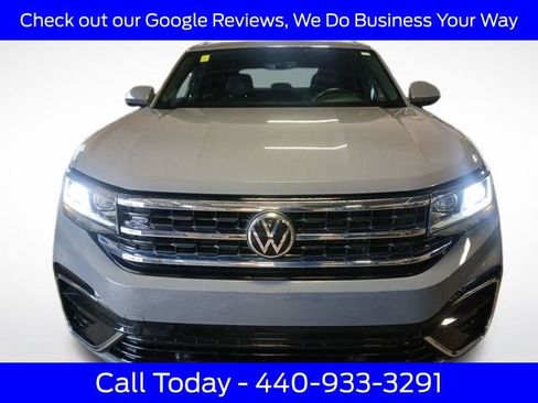 Used 2021 Volkswagen Atlas Cross Sport SE w/ Panoramic Sunroof Package image 14