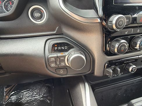 Used 2025 RAM 1500 Big Horn AWD/4WD image 31