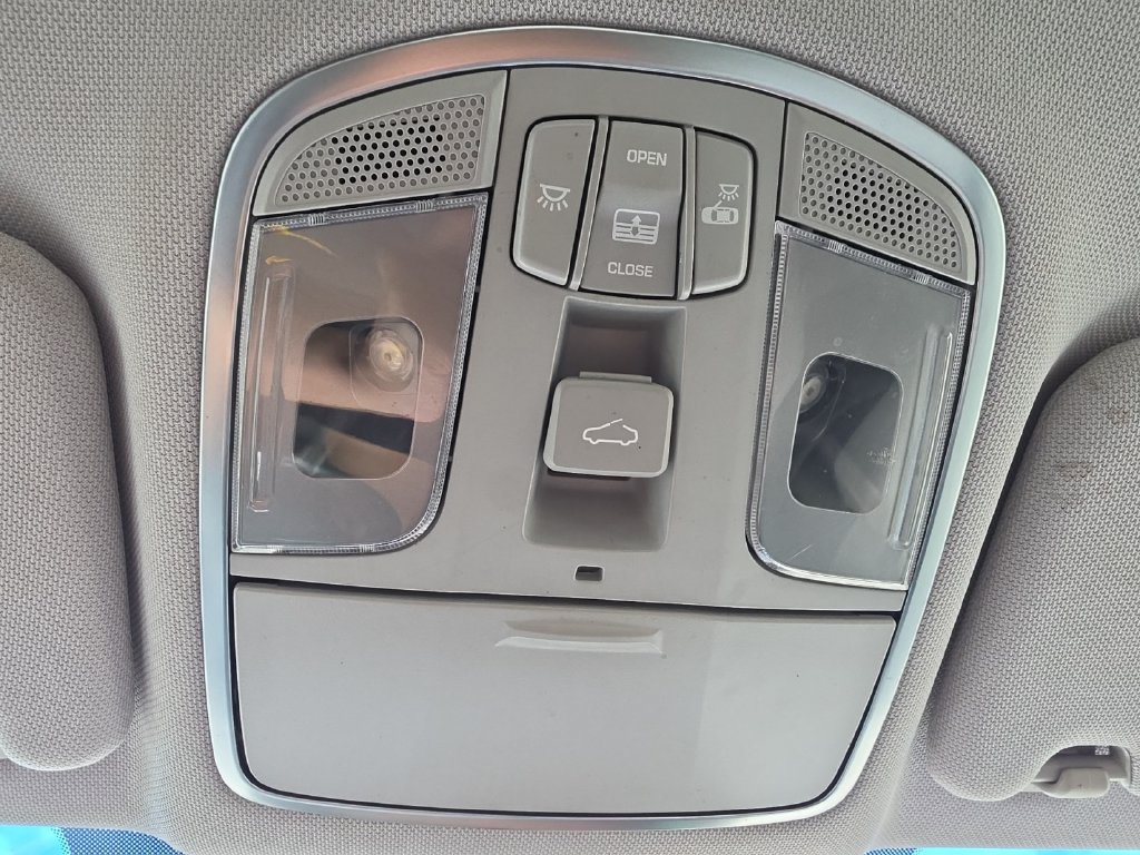 Used 2018 Hyundai Sonata Limited FWD image 20