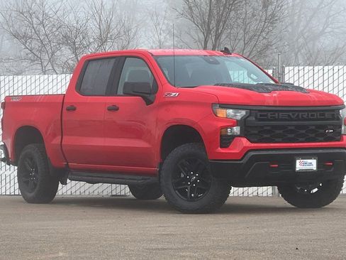 New 2026 Chevrolet Silverado 1500 Custom Trail Boss AWD/4WD image 2