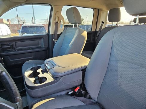 Used 2017 RAM 2500 Tradesman w/ Chrome Appearance Group image 11