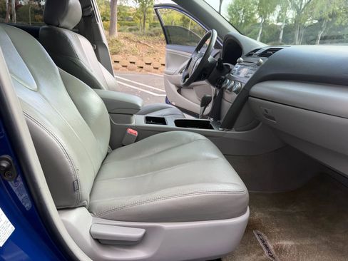 Used 2009 Toyota Camry LE image 19
