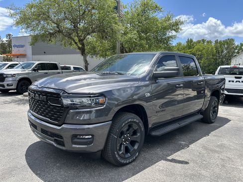 New 2026 RAM 1500 Express AWD/4WD image 3