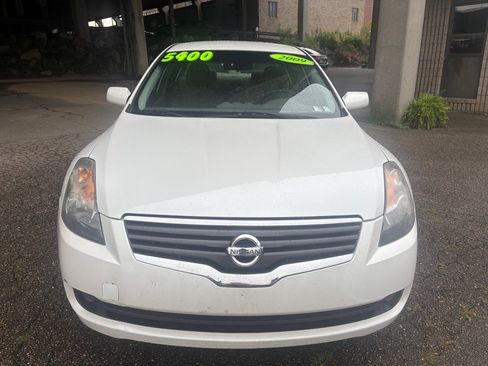 Used 2009 Nissan Altima 2.5 S FWD image 2