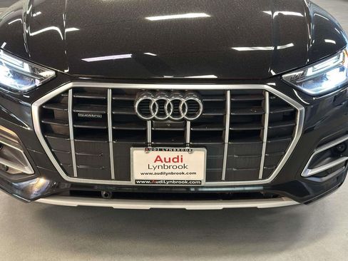 Used 2022 Audi Q5 2.0T Premium Plus w/ Premium Plus Package AWD/4WD image 12