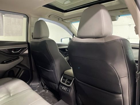 Used 2020 Subaru Outback Limited w/ Popular Package #2 image 12