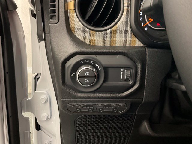 New 2026 Jeep Gladiator Mojave AWD/4WD image 14