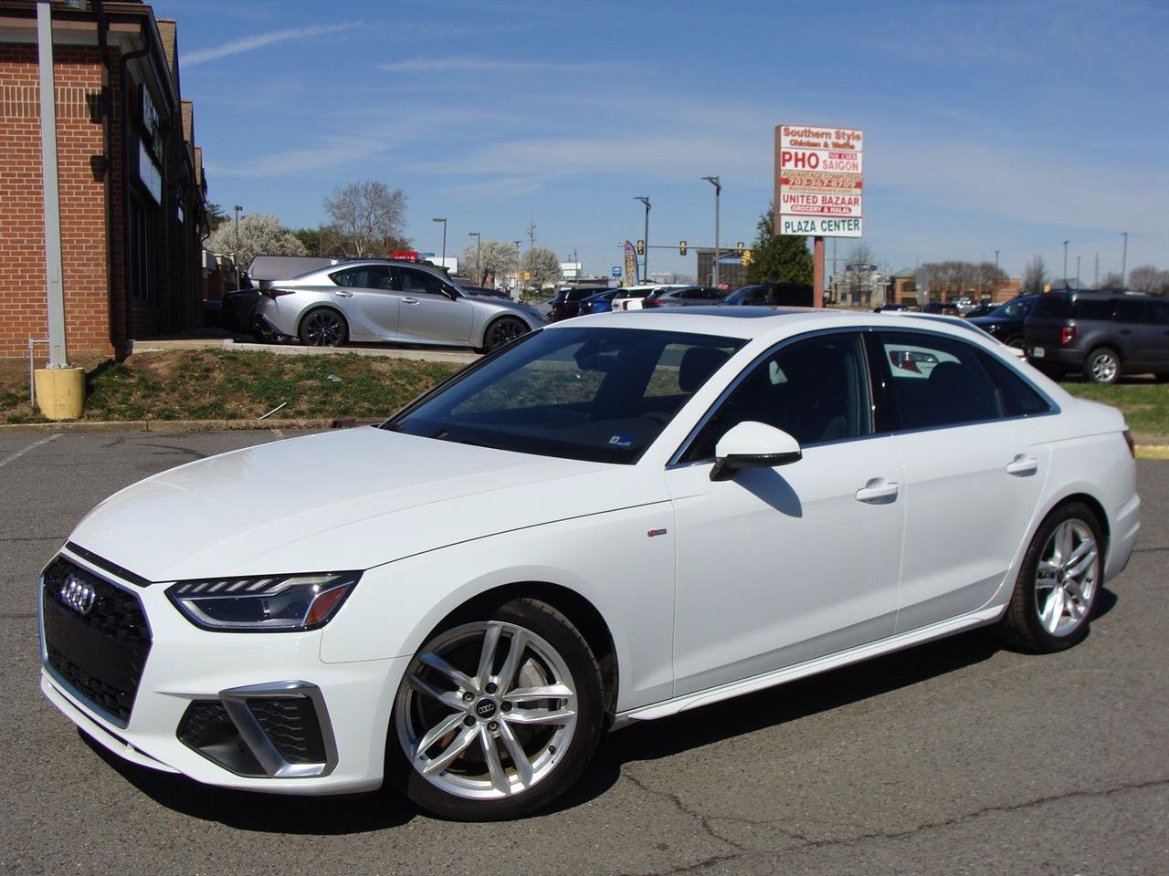 Used 2023 Audi A4 2.0T Premium w/ Convenience Package AWD/4WD image 3