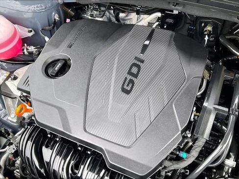 Certified 2025 Hyundai Tucson SE FWD image 31