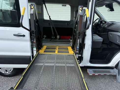 Used 2019 Ford Transit 150 XL RWD image 35