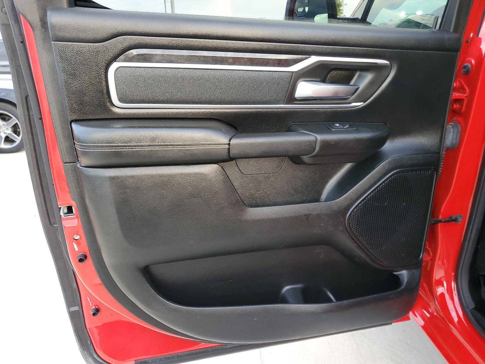 Used 2019 RAM 1500 Big Horn RWD image 34