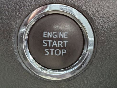 Used 2022 Toyota 4Runner Limited AWD/4WD image 29
