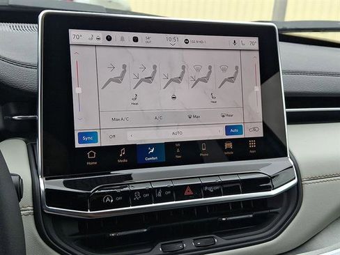 New 2026 Jeep Compass Limited w/ Sun, Sound & Navigation Group image 13