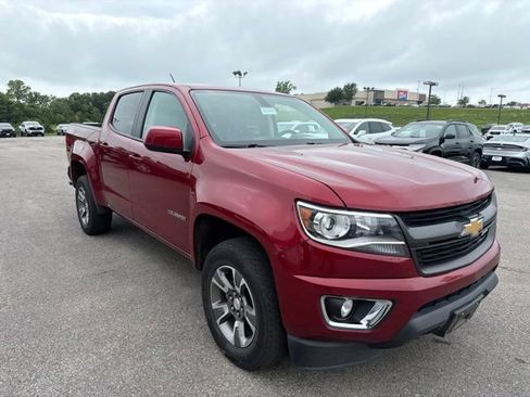 Used 2018 Chevrolet Colorado Z71 AWD/4WD image 9