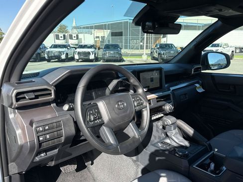 New 2026 Toyota Tacoma SR5 AWD/4WD image 7