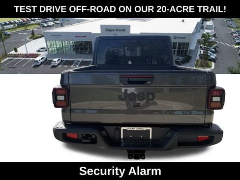 New 2026 Jeep Gladiator Willys image 5