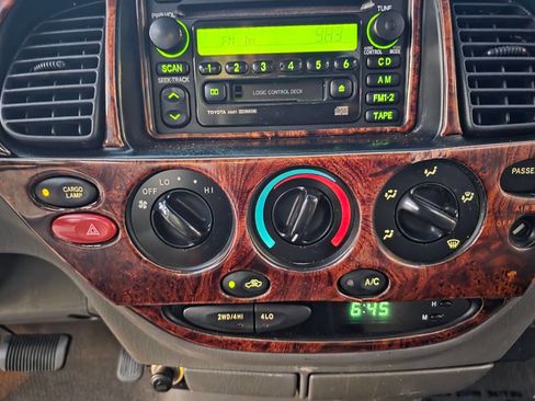 Used 2000 Toyota Tundra Limited image 30