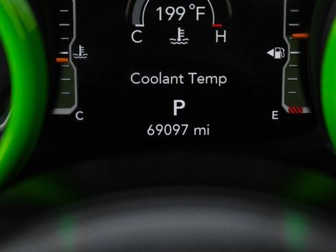 Used 2021 Jeep Gladiator Overland w/ Uconnect 4C Nav & Sound Group image 16