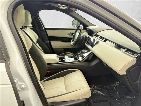 Used 2019 Land Rover Range Rover Velar R-Dynamic SE AWD/4WD image 17