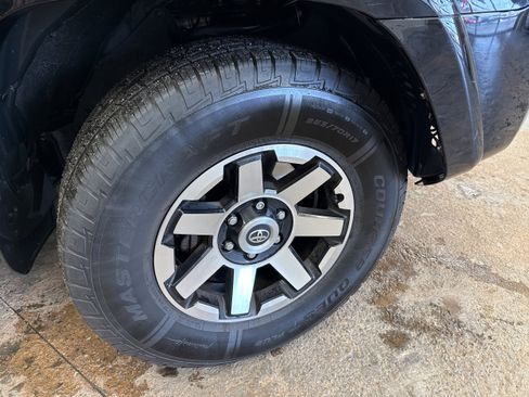 Used 2019 Toyota 4Runner TRD Off-Road Premium image 13