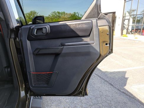 Used 2025 Ford Bronco Raptor AWD/4WD image 36