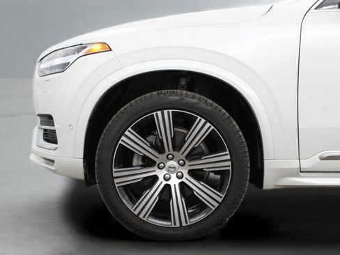 Certified 2024 Volvo XC90 B6 Plus w/ Protection Package Premier AWD/4WD image 6