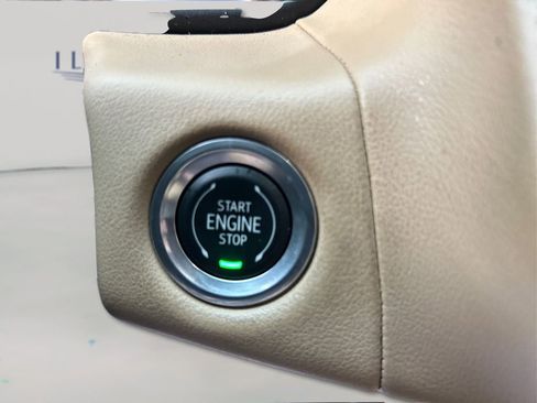 Used 2021 Chevrolet Tahoe Premier image 22