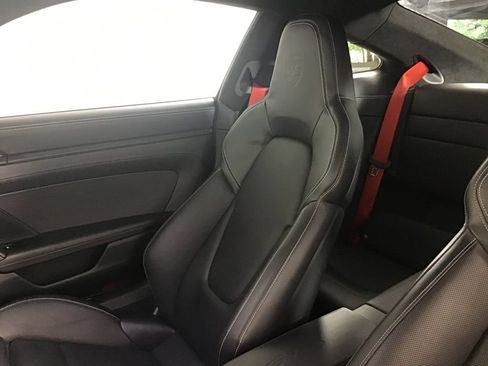 Certified 2022 Porsche 911 Carrera GTS RWD image 22