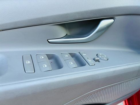 Used 2023 Hyundai Elantra SEL FWD image 26