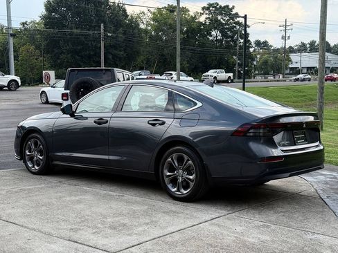 Used 2024 Honda Accord EX image 4