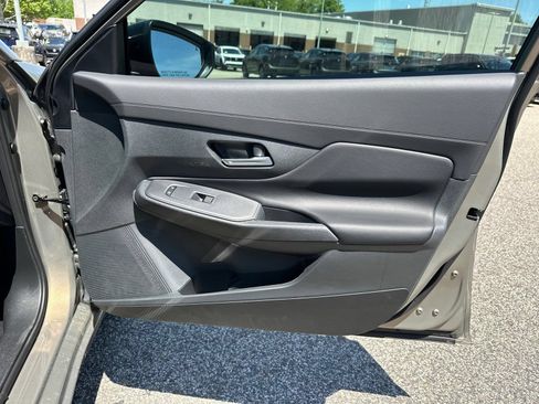 New 2026 Nissan Sentra SV w/ SV Convenience Package FWD image 12