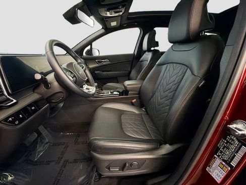 Used 2025 Kia Sportage X-Line w/ Premium Package image 22