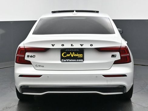 Used 2023 Volvo S60 T8 Ultimate image 4