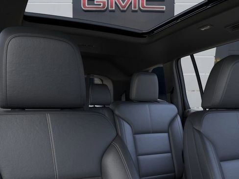 New 2026 GMC Acadia Elevation image 24