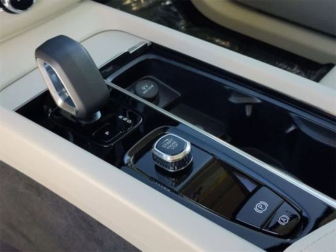 Used 2025 Volvo XC60 T8 Core w/ Protection Package Premier image 24