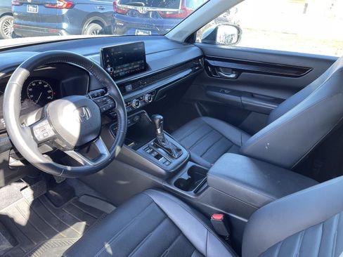 Used 2023 Honda CR-V EX-L image 4