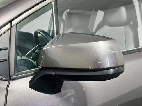 Used 2023 Toyota Sienna XLE FWD image 12