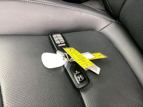 Certified 2021 Honda Accord Touring image 14