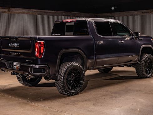 Used 2023 GMC Sierra 1500 Denali Ultimate image 10