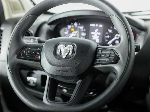 Used 2024 RAM ProMaster 2500 w/ Convenience Group image 20