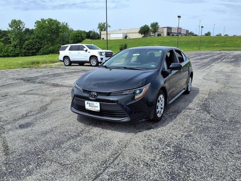 Used 2024 Toyota Corolla LE FWD image 14