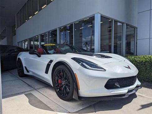 Used 2015 Chevrolet Corvette Z06 w/ 3LZ Preferred Equipment Group image 29