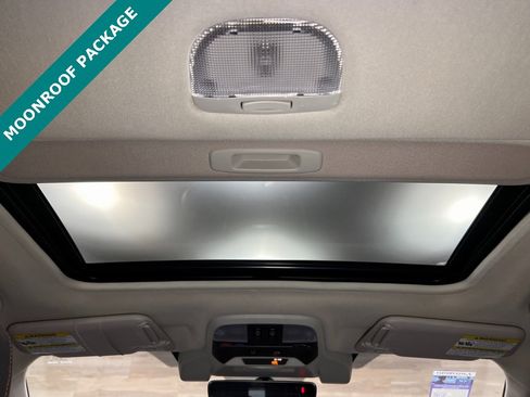 Used 2020 Subaru Crosstrek 2.0i Premium w/ Moonroof Package 1 image 5