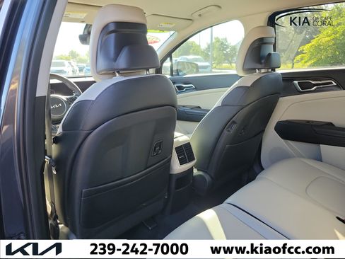 Certified 2024 Kia Sportage EX FWD image 12